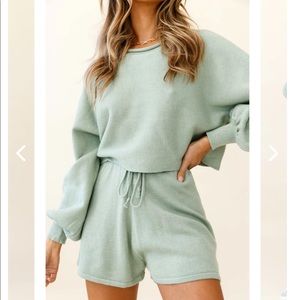 Selfie Leslie Easy Breezy Green Sweater Set